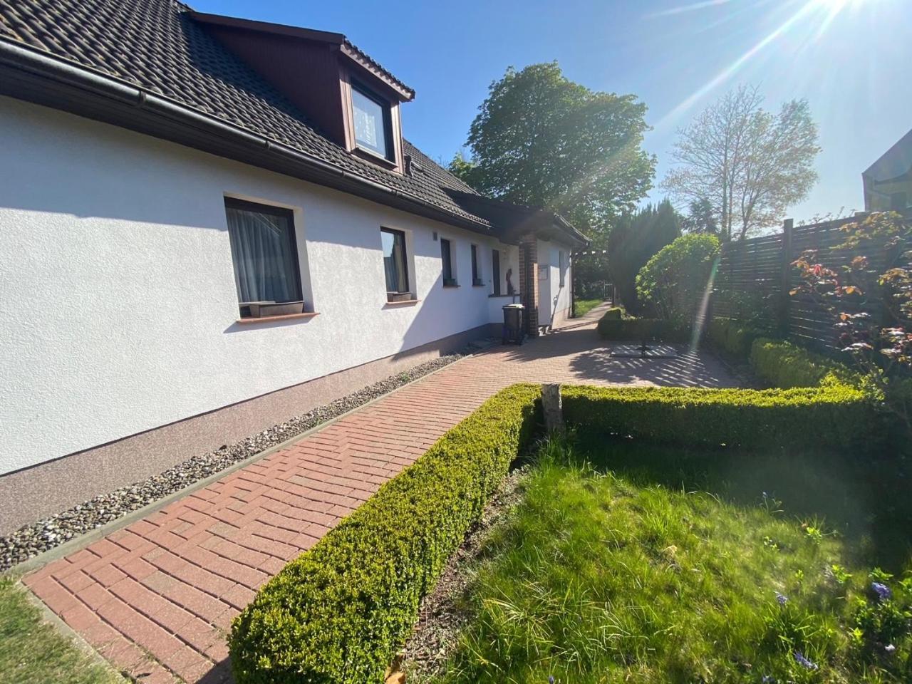 Ostsee-Landhaus Maehl In Prerow Mit Sauna Und Kamin Auch Fuer Gruppen Exterior foto